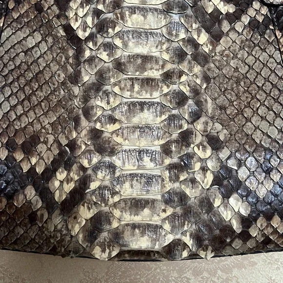 GUCCI python HOBO - Picture 8 of 11